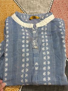 Aurelia Embroidered Kurti