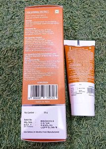 30off The Derma Co 1 % Hyaluronic Acid Sunscreen