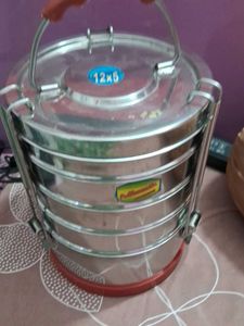 Family Tiffin
