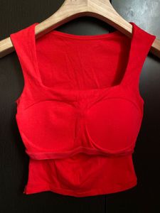 💋🍷 Red Ruched Crop Top