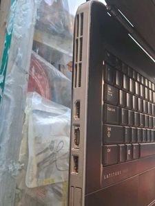 Dell Latitude E6410 Laptop