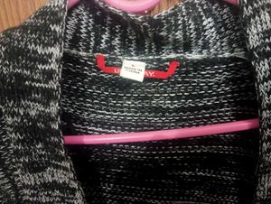 Korean Winter Shrug