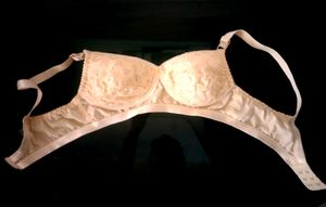 V-star Cream Bra, Size - 32 B