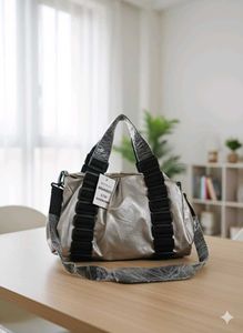hand bag