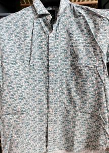 Triangle Pattern Short Sleeve Shirt