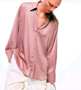 H&amp;M V Neck Blouse 🩷