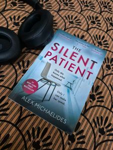 The Silent Patient by Alex Michaelides