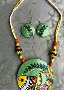 Hand painted terracotta Jewelry Set With Earrings