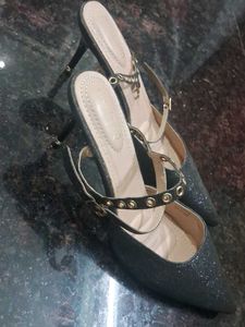 DressBerry Black Glitter Mules