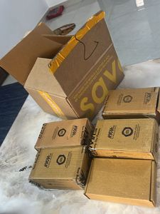 6 Parcel Boxes  🚚