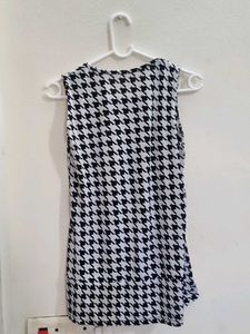 (On Sale)Houndstooth Trendy Top