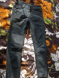 Dark Wash Skinny Jeans