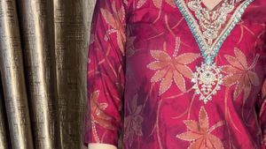 Beautiful Cherry Kurta With Pants
