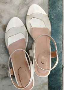 WHITE HEELS