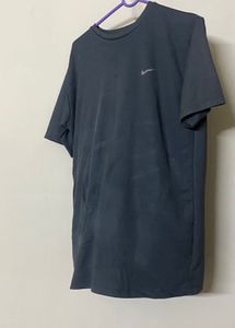 Nike T Shirt