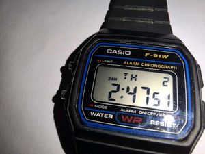 CASIO F-91W ORIGINAL WATCH