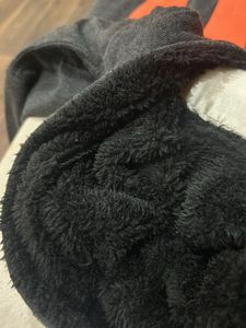 Sweats &amp; Hoodie (men &amp; Women) Fur Cap