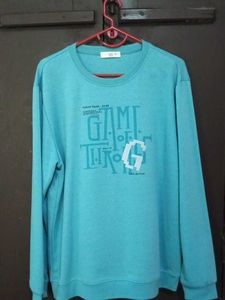 Cool Graphic Sweatshirt