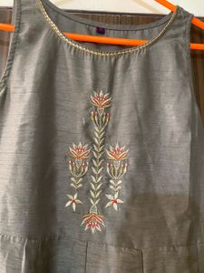 2 Pc Ethnic Gown