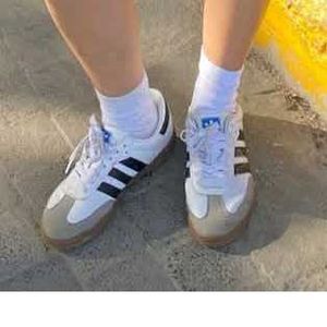 Adidas Samba Sneakers