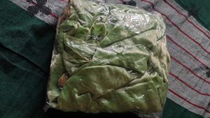 Space silk saree Totally New..!