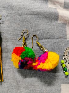 6 Sets Of  Earings