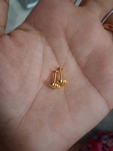 Beautiful New Flower Desine Studs