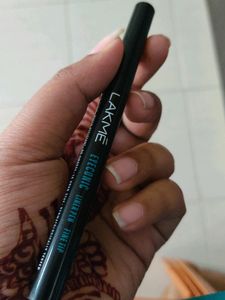 Lakme Eyeconic Eyeliner