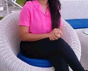 😍Stylish Hot Pink Top💕 And Black Jean