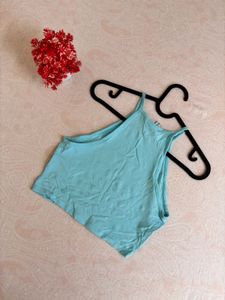 ✨H&amp;M Blue Basic Cropped Top – Size Small ✨