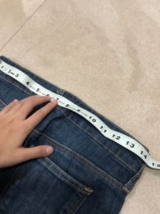 Low Waisted Jeans