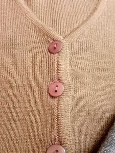 woollen blouse/Cardigan Comboh