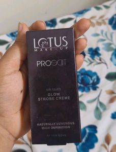 Lotus Strobe Cream✨