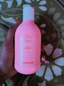 Aqualogica Radiance+ Silky Body Lotion for Men & Women - With Watermelon & Niacinamide - For Dehydrated & Dry Skin.