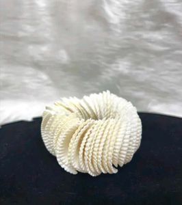 NATURAL SEASHELL BRACELET 🤍