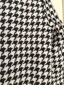 Houndstooth Patterned Coat10/10