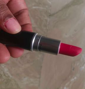 Og MAC Regular Lipstick In Shade All Fired UP