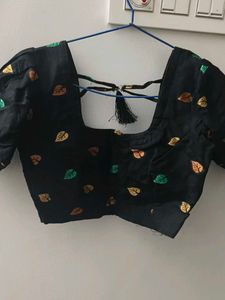 Elegant Black Leaf Print Blouse