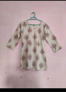 Combo Of 6 Short Kurti 🌸