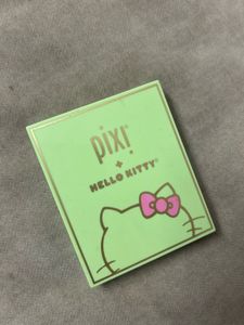 Pixi Hello Kitty Eyeshadow- Harmony Hues