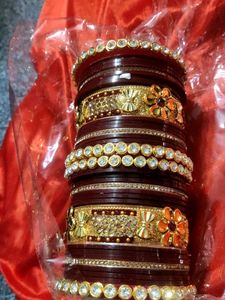 Elegant Bangle Set