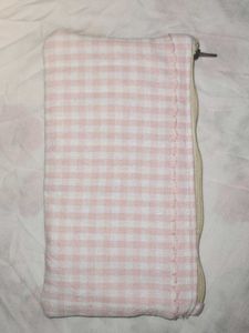 It&#39;s  Pink and white Pouch !