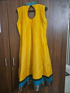 Brand New Sleeveless Anakarli