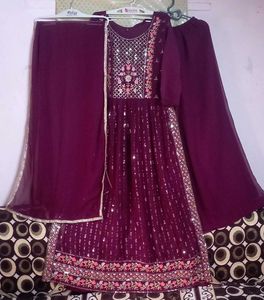 Very Beautiful Nayra Cut Suit
