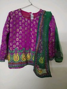 Lahga Kurti Chunni