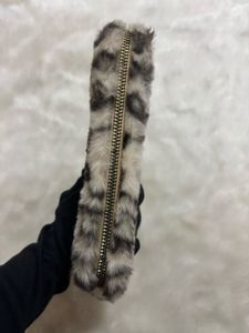 Fuzzy Furr  Leopard Clutch