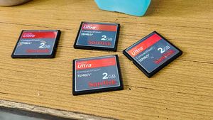 Unused 2GB Compact Flash Card, SANDISK MAKE