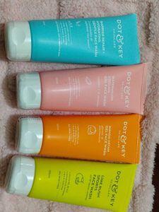 Dot And Key Facewash