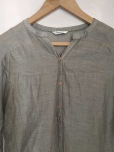 Beautiful Gray Top