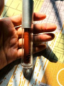 NYX Lip Lingerie XXL - Undressed